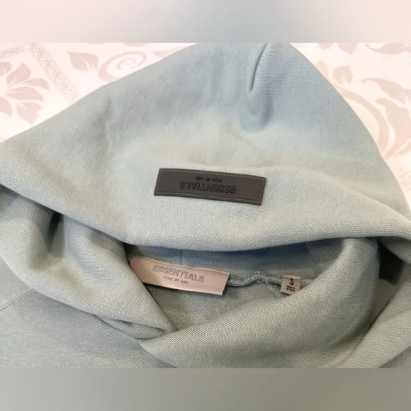 Essentials Fear Of God (FOG) Hoodie Sycamore size Small Spring Summer 2023